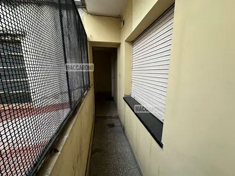 AV JUAN B ALBERDI 7200, Piso 1º