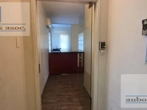 Oficina en Alquiler 40 años