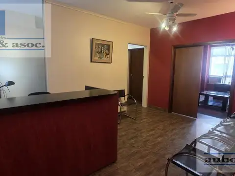 Oficina PISO alto sobre Av Córdoba