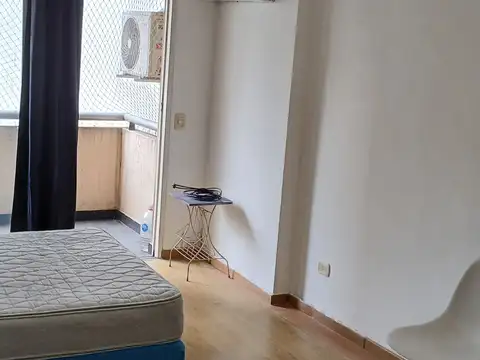 Departamento en Alquiler en Parque Rivadavia, $ 650.000