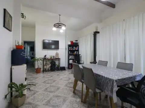 VENTA CASA TIPO PH BECCAR CON COCHERA 4 UNIDADES