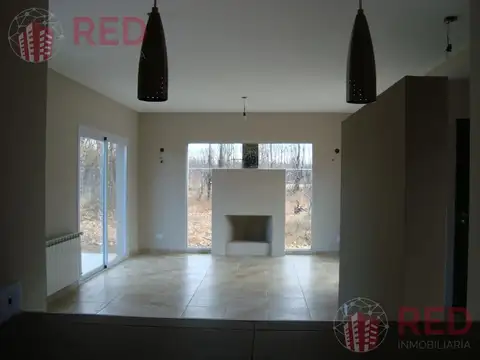 Casa 5 ambientes con 2 baños
