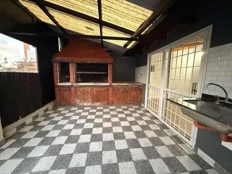 PH 5 ambientes tipo casa en alquiler – Villa Pueyrredón