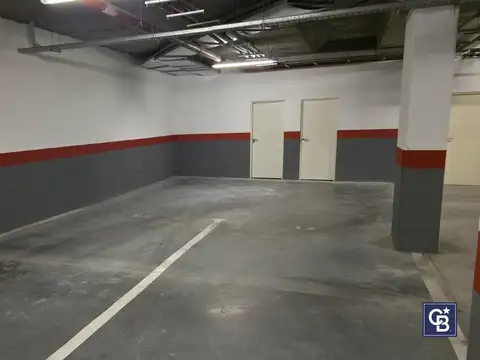 Ideal Inversión Venta de Cochera Cubierta en Centro Comercial Pueblo Caamaño, Pilar
