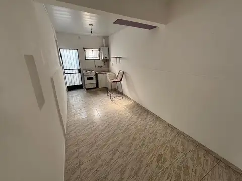 Depto Tipo Casa en Alquiler de 1 dormitorio