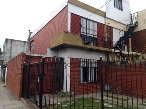 Marcon, MonseÑor Ex Pichincha 400