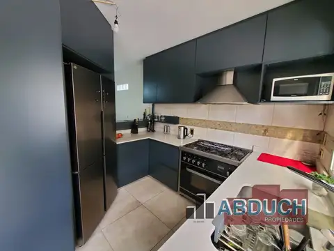 Depto Tipo Casa 5 ambientes con 2 baños