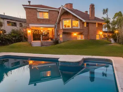 Casa en  Venta  en Campo Chico Country Club