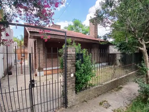 Casa en Venta en Villa Elisa [Cod: 7727-7540750]