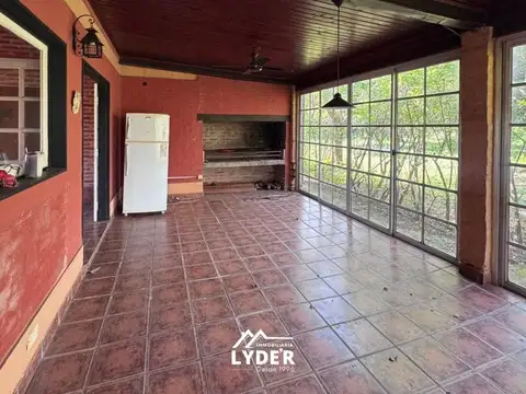 Casa quinta en venta de 17000m2 ubicado en Paso de la Patria