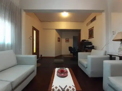 Depto Tipo Casa en Venta de 4 dormitorios