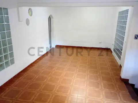 Casa en Alquiler 51 años