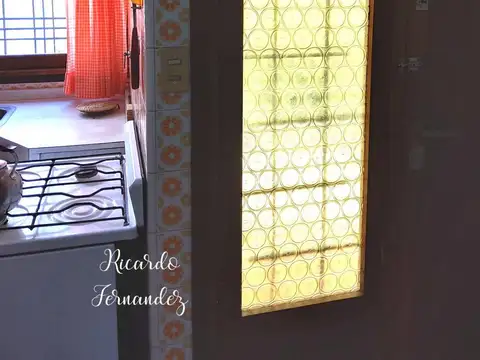 Casa 3 ambientes con 2 baños