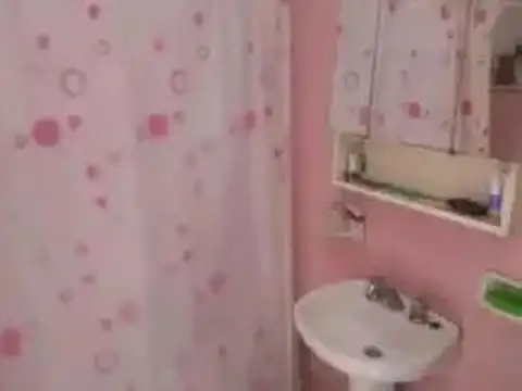 CASA ITUZAINGO NORTE 4 AMBIENTES PARQUE LIBRE 220 MTS