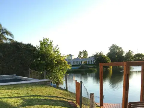 Casa  en Venta en Barrancas del Lago, Nordelta, Tigre