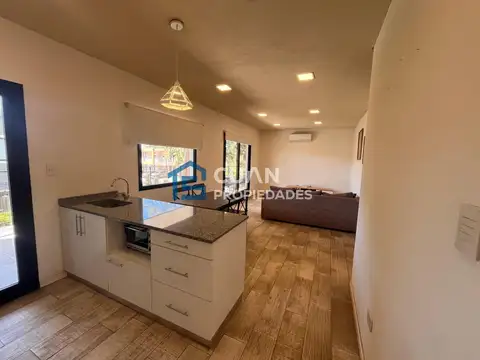 Departamento en Alquiler con 1 cocheras