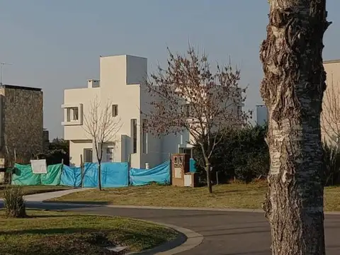 Av. Dr. Honorio Pueyrredón 5200