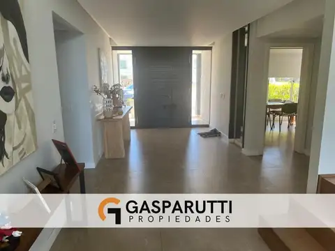 Casa en Venta de 5 dormitorios