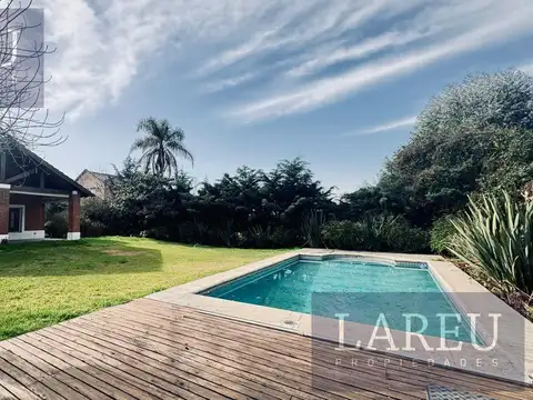 Casa en Las Araucarias, Pilar