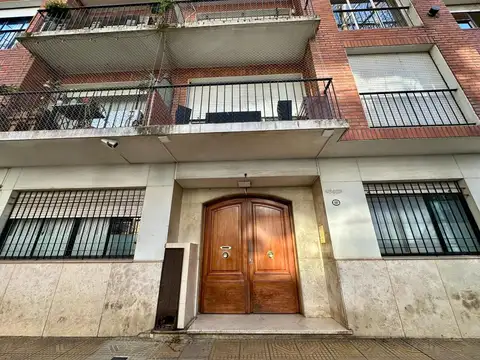 Inmejorable ubicación martínez -depto. 3 ambientes