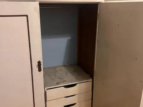 Avenida Carlos Calvo 1300, Piso 2