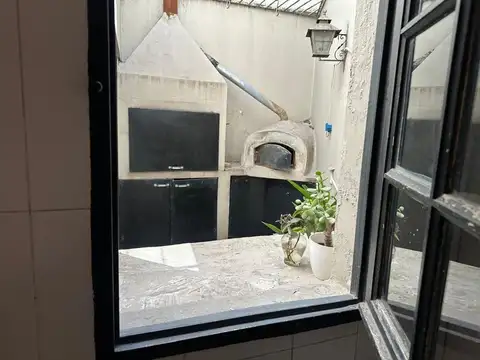 ALQUILER CASA EN CHACARITA 5 AMB ESCRIT + PATIO