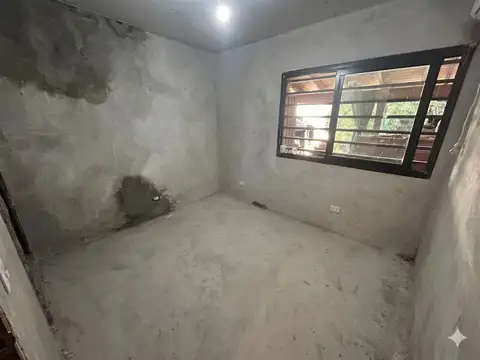 CASA 4 AMBIENTES REFACCIONADA LAS LOMAS SAN ISIDRO