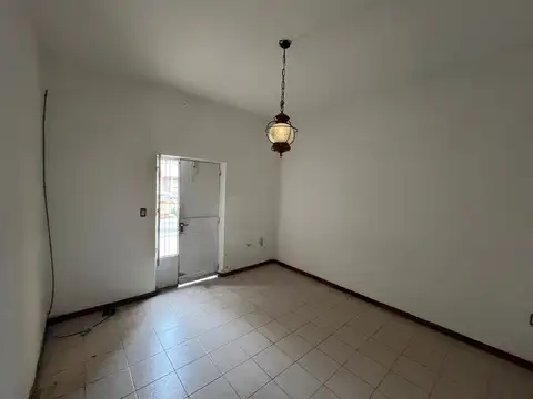 Casa en Alquiler en Villa Libertad, $ 1.100.000