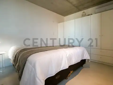 Triplex en Venta 2 Dormitorios en City Bell entre caminos