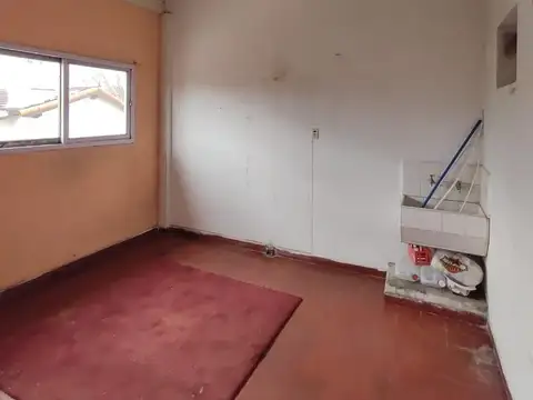 Depto Tipo Casa en Venta en Olivos, USD 155.000