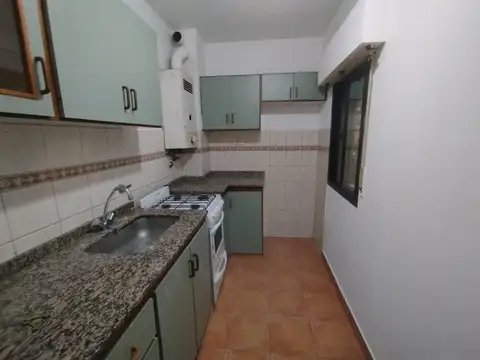 Depto Tipo Casa en Venta en Centro, USD 58.000