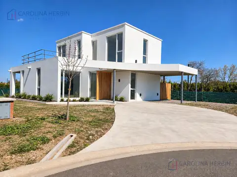Casa a estrenar Barrio Village Plaza Bella Vista