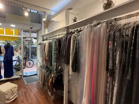 Mitre  al 800, local 25, galería libertad II