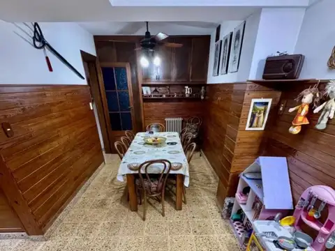 Casa 4 ambientes con 3 baños