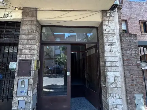 VENTA OFICINA EN URQUIZA AL 2500