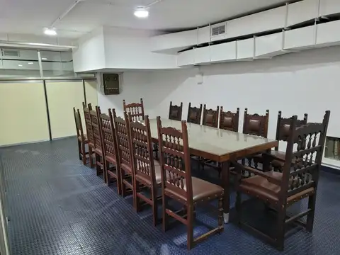 Oficina de 340 m2 c/mobiliario, SIN EXPENSAS
