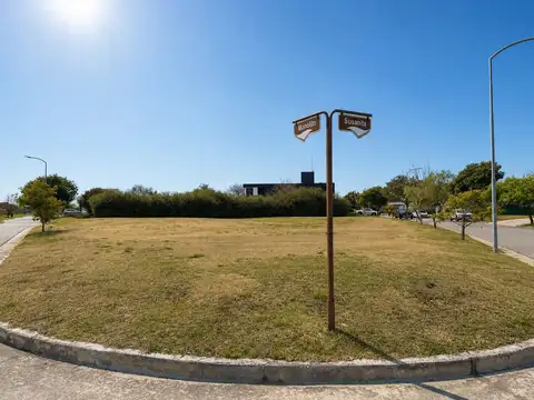 Terreno en Venta en Los Josefinos, USD 160.000