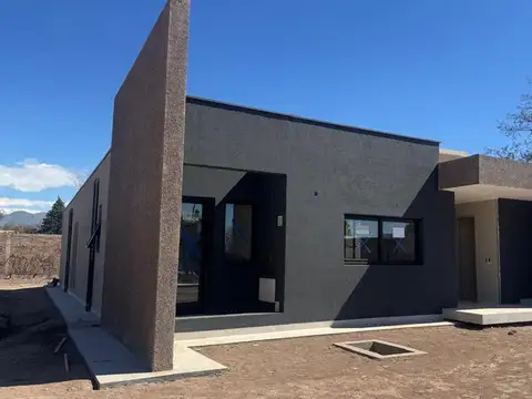 Casa en Venta 1 año
