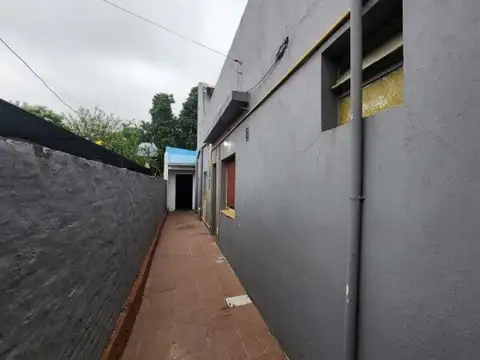 Av. Julian M. Castro 1200