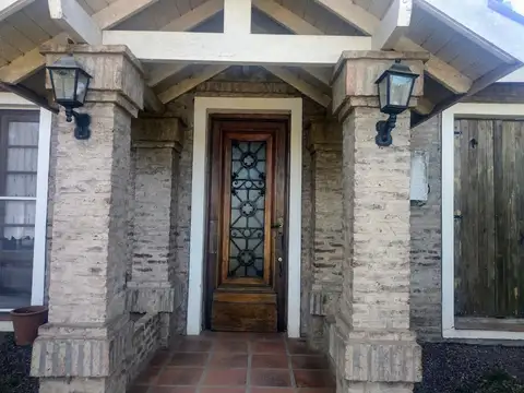 DUGGAN CASA 2 DORM - FONDO   - CERCA DEL CAMPO