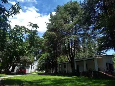 VENDO Casa 3 DORM -  2000 TERRENO - CARLOS PAZ