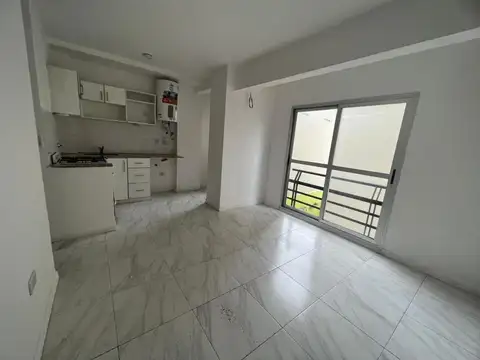 CAVASSA 2500, Piso 1