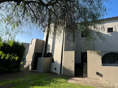 Venta Casa en Bo Septiembre Escobar APTO CREDITO