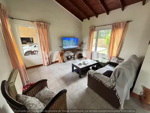 Casa en Venta con 1 cochera