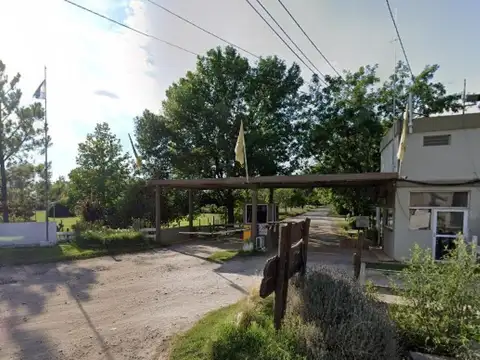 Casa en venta - 2 Dormitorios 2 Baños - Exaltación de la Cruz