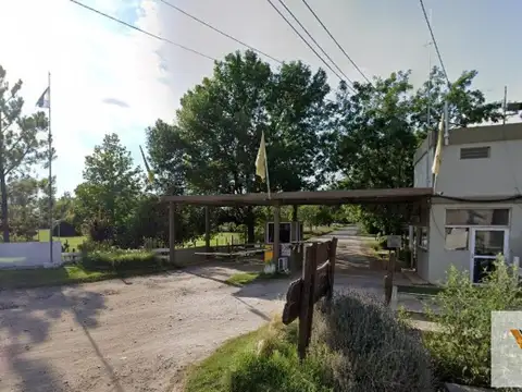 Casa en venta - 2 Dormitorios 2 Baños - Exaltación de la Cruz