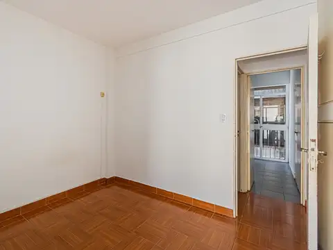 Sarmiento 2300, Piso 5