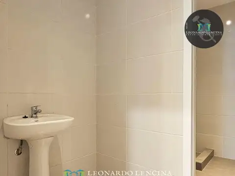 Local en Venta Via Pública