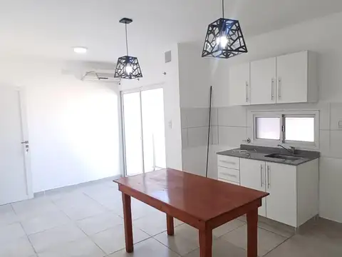 Departamento en Alquiler en Ilolay, $ 450.000