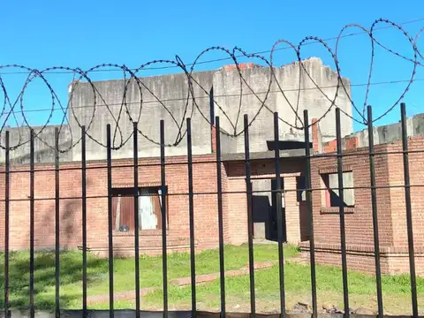 Casa en Venta en Paso del Rey, USD 118.900